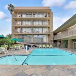 Torrance Inn & Suites